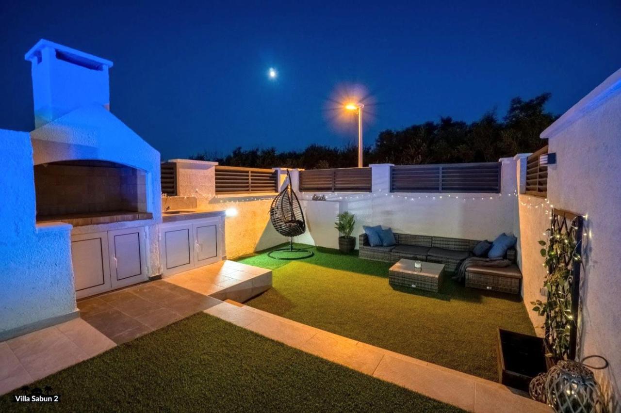 Villas Sabun - Modern House With Heated Pool Privlaka  Zewnętrze zdjęcie