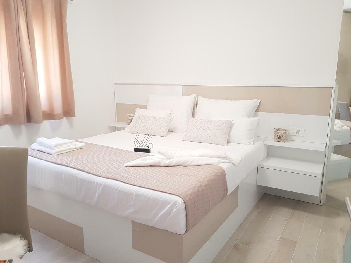 Villas Sabun - Modern House With Heated Pool Privlaka  Zewnętrze zdjęcie