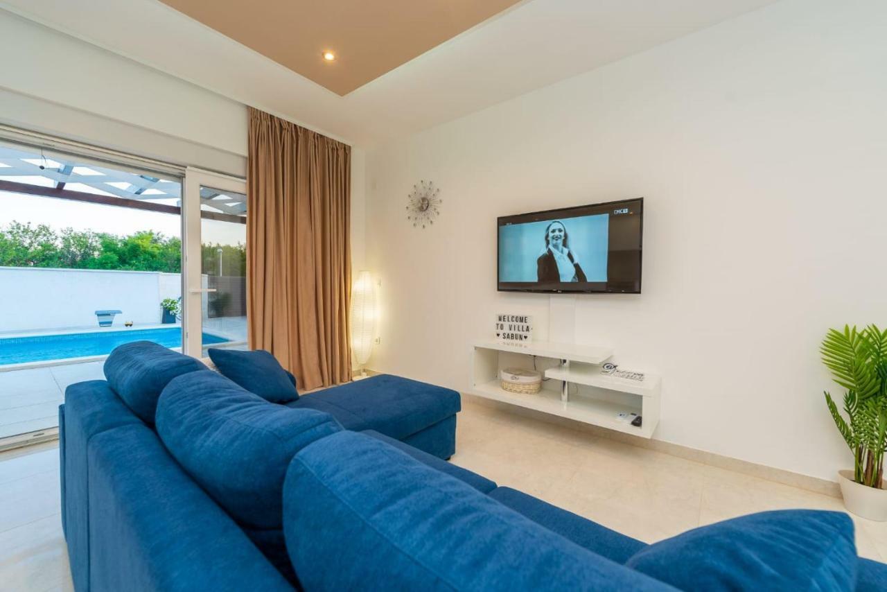 Villas Sabun - Modern House With Heated Pool Privlaka  Zewnętrze zdjęcie