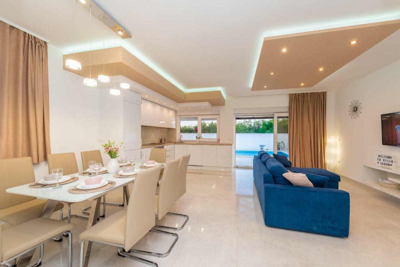 Villas Sabun - Modern House With Heated Pool Privlaka  Zewnętrze zdjęcie